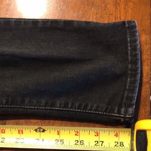 Old Navy Power Slim Straight Mid Rise Distressed Jeans - Picture 12 of 12